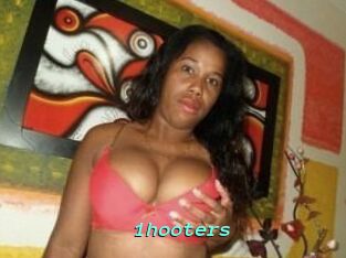 1hooters