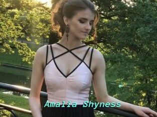 Amalia_Shyness