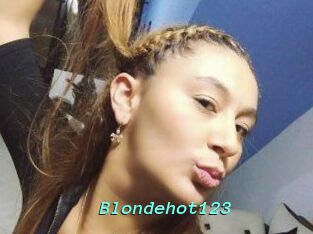 Blondehot123