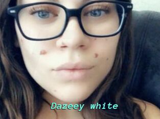 Dazeey_white