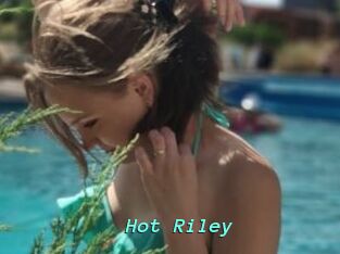 Hot_Riley