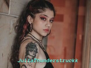 JuliaThunderstruckk