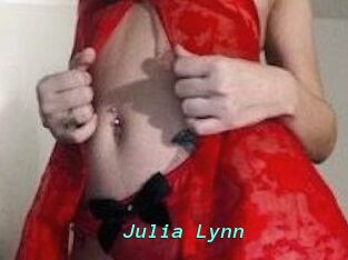 Julia_Lynn