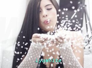 LyaWhite