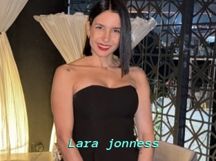 Lara_jonness