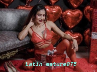 Latin_mature975