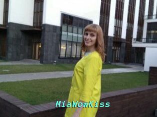 MiaWowKiss
