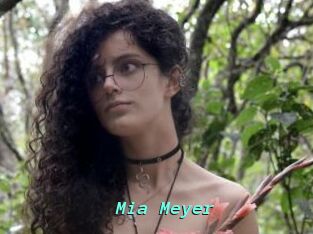 Mia_Meyer