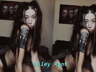 Riley_Ryot