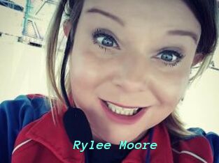 Rylee_Moore