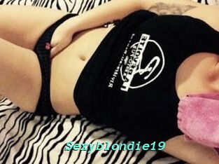 Sexyblondie19