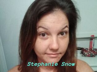 Stephanie_Snow
